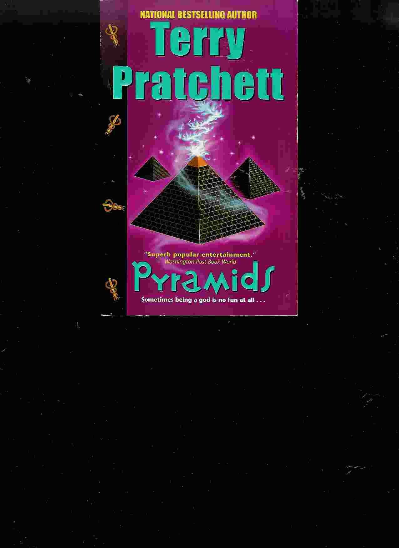 Pyramids (Discworld Book 7)