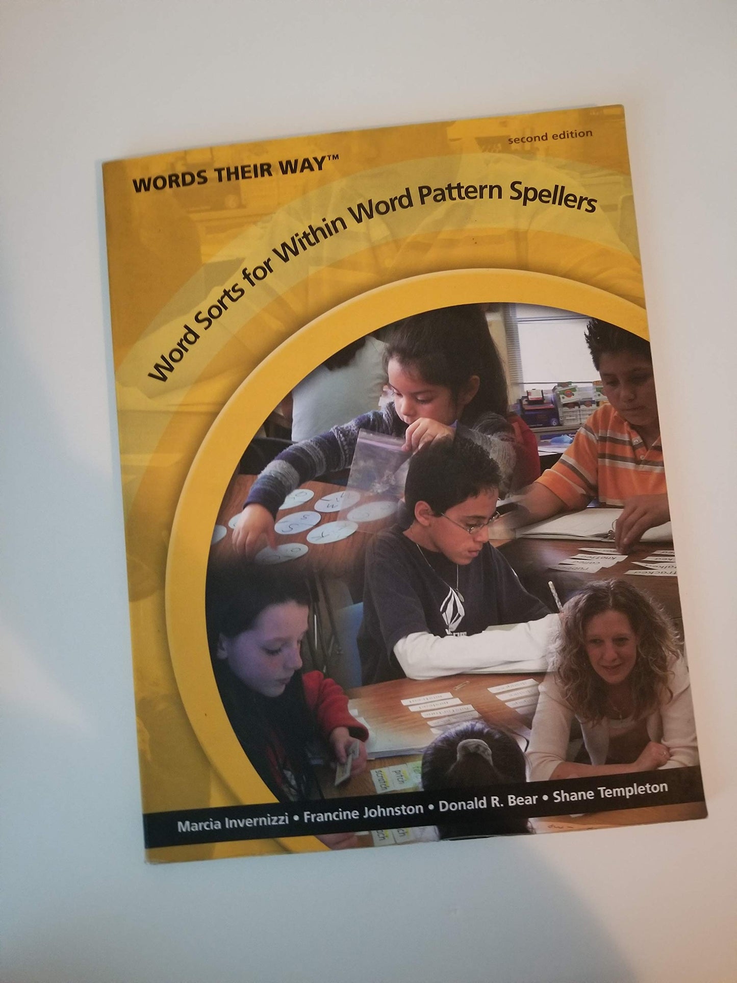 Words Their Way: Word Sorts for Within Word Pattern Spellers (Words Their Way Series)