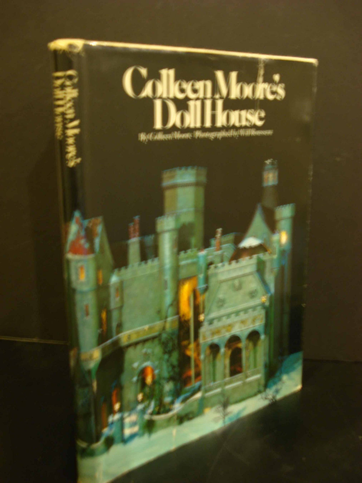 Colleen Moore's Doll House