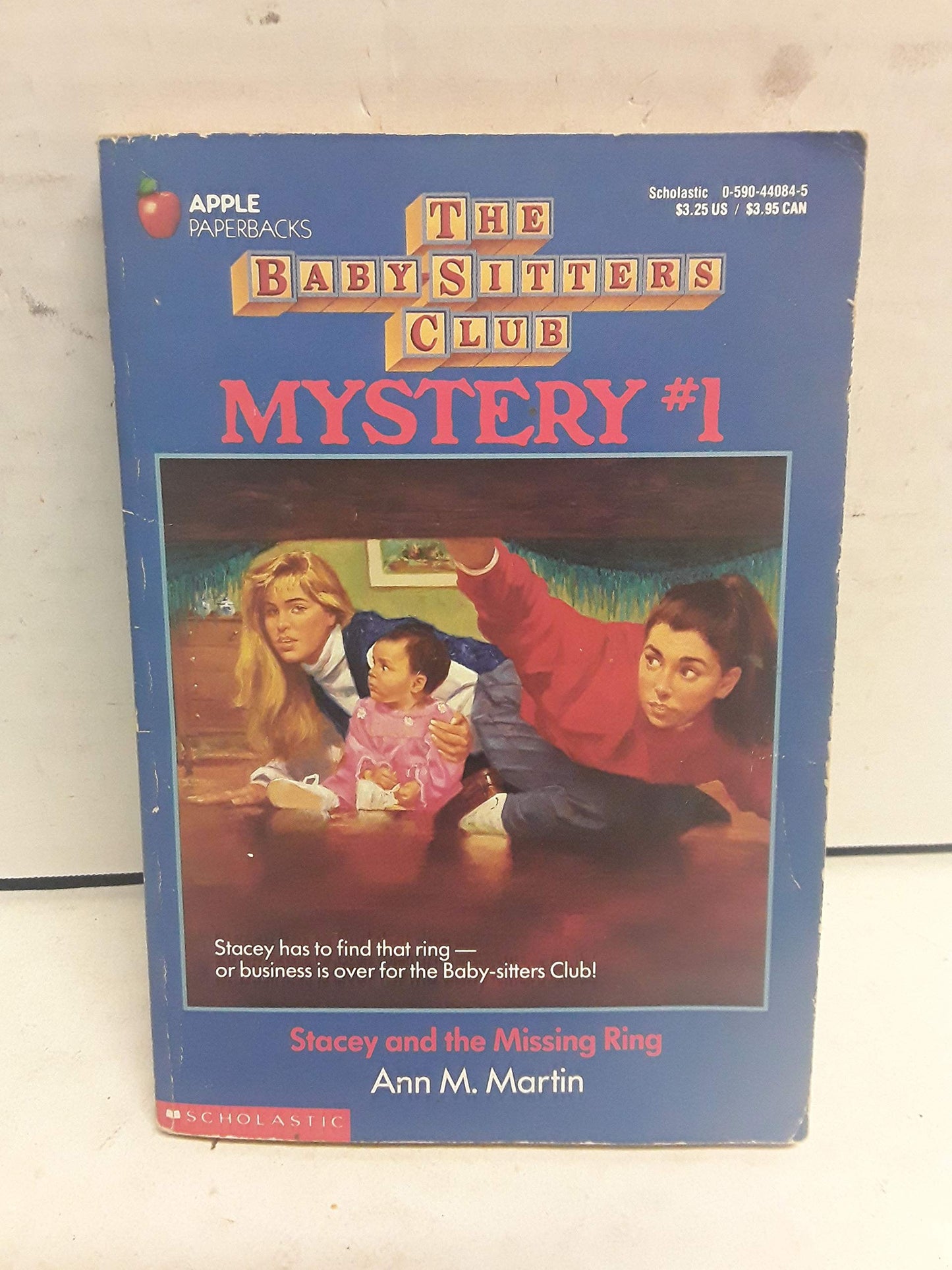 Stacey and the Missing Ring (Baby-Sitters Club Mystery, 1) - 535