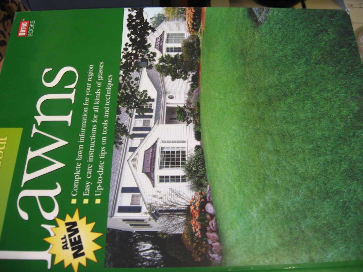 ORTHO ALL ABOUT LAWNS