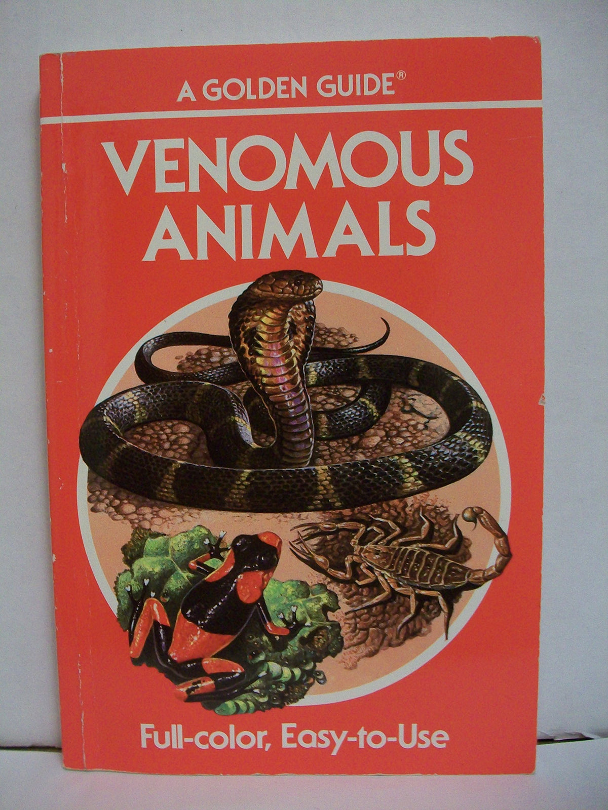 Venomous Animals: 300 Animals in Full Color (Golden Guide)