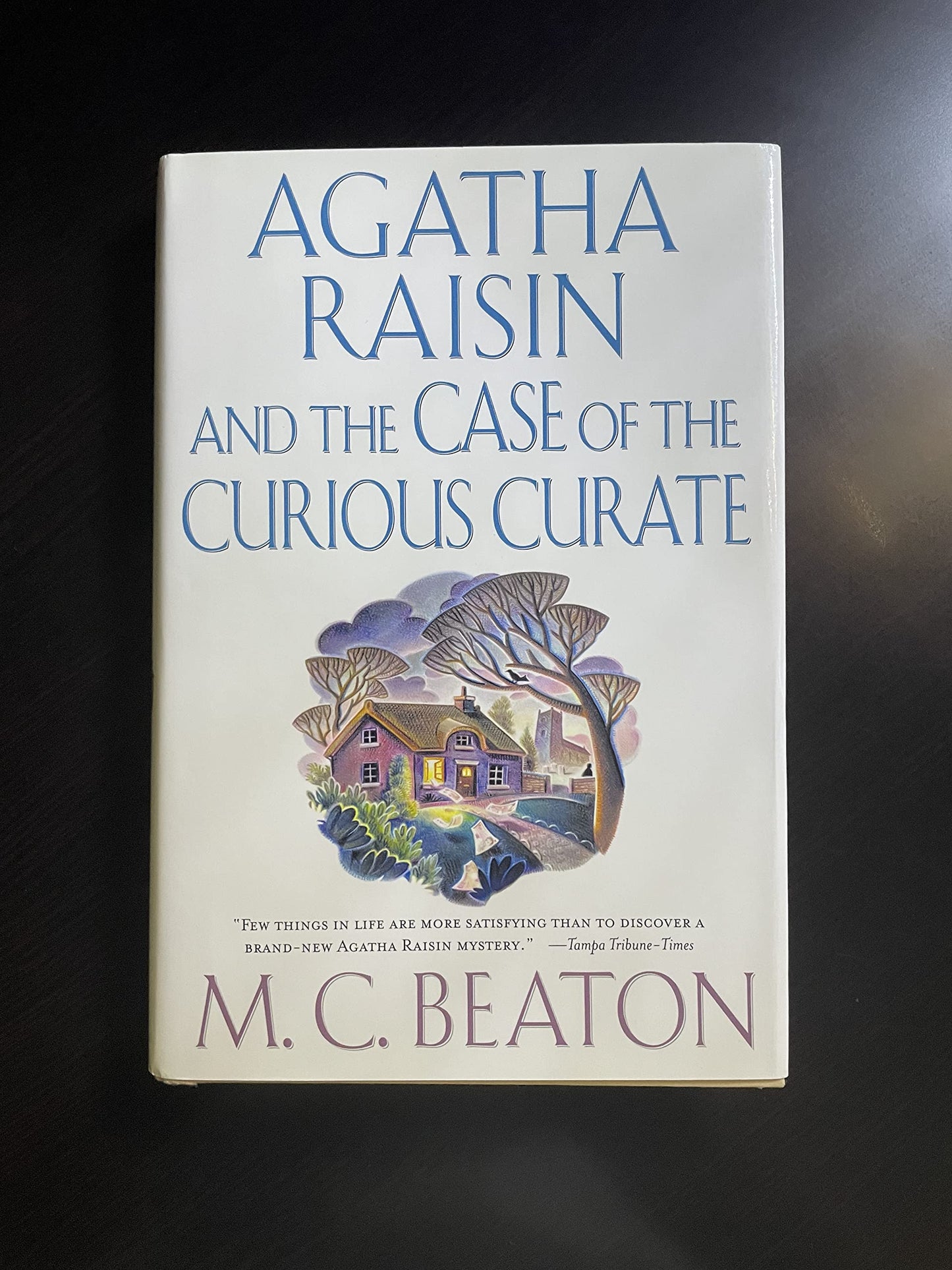 Agatha Raisin and the Case of the Curious Curate (Agatha Raisin Mysteries, No. 13)