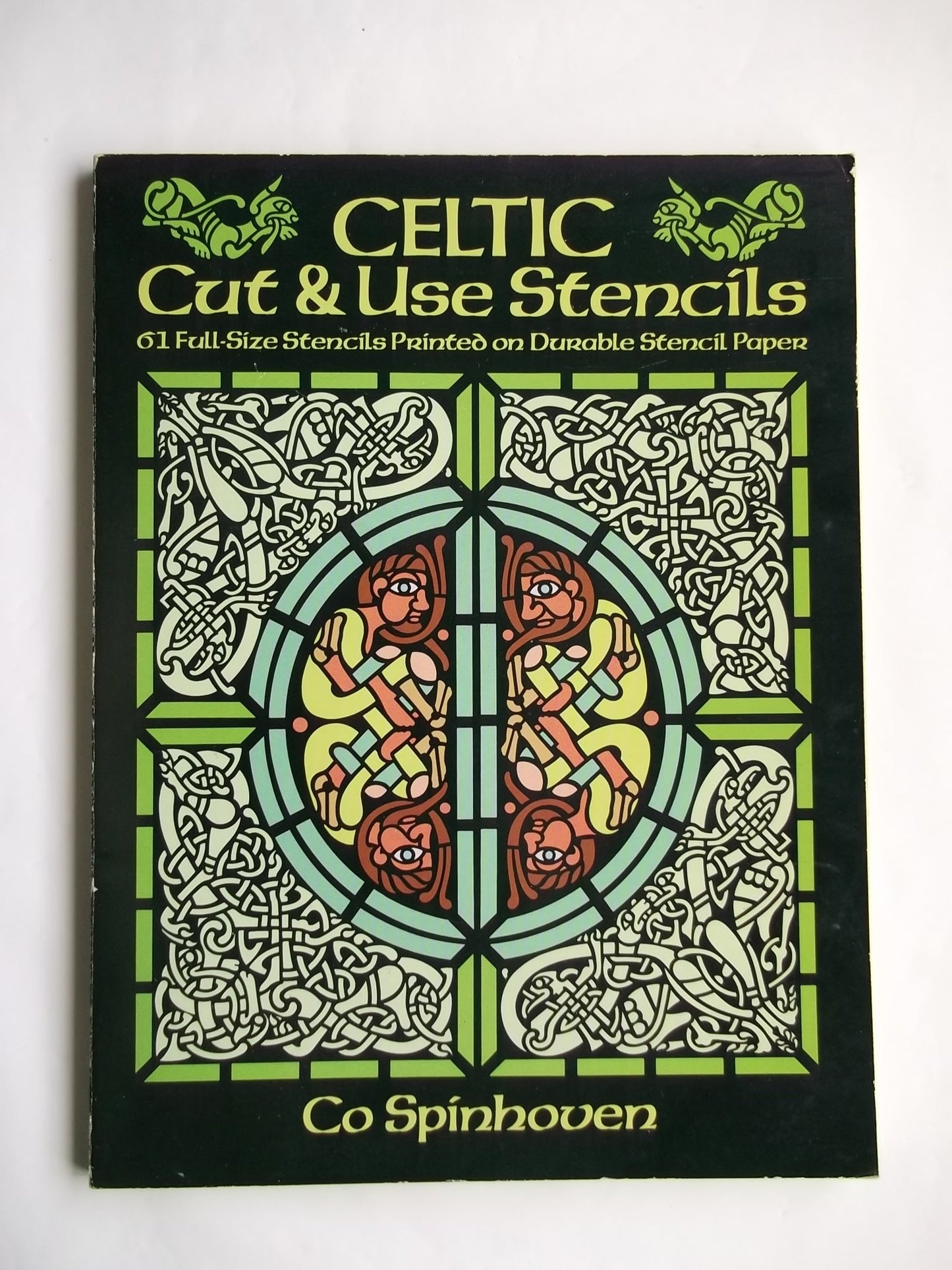 Celtic Cut & Use Stencils: 61 Full-Size Stencils Printed on Durable Stencil Paper