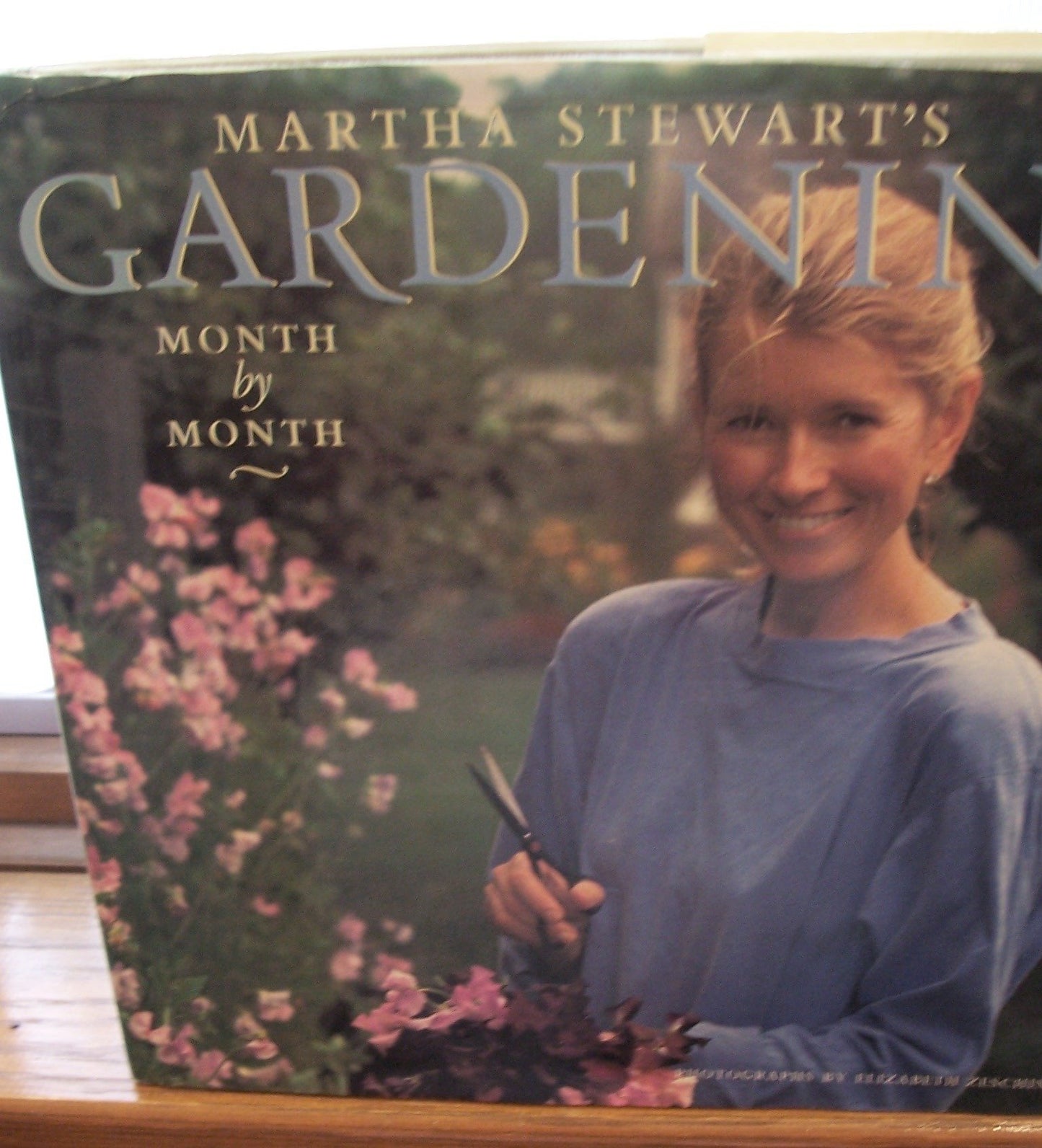 Martha Stewart's Gardening: Month by Month