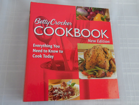 Betty Crocker Cookbook: Everything You Need to Know to Cook Today, New Tenth Edition - 7750