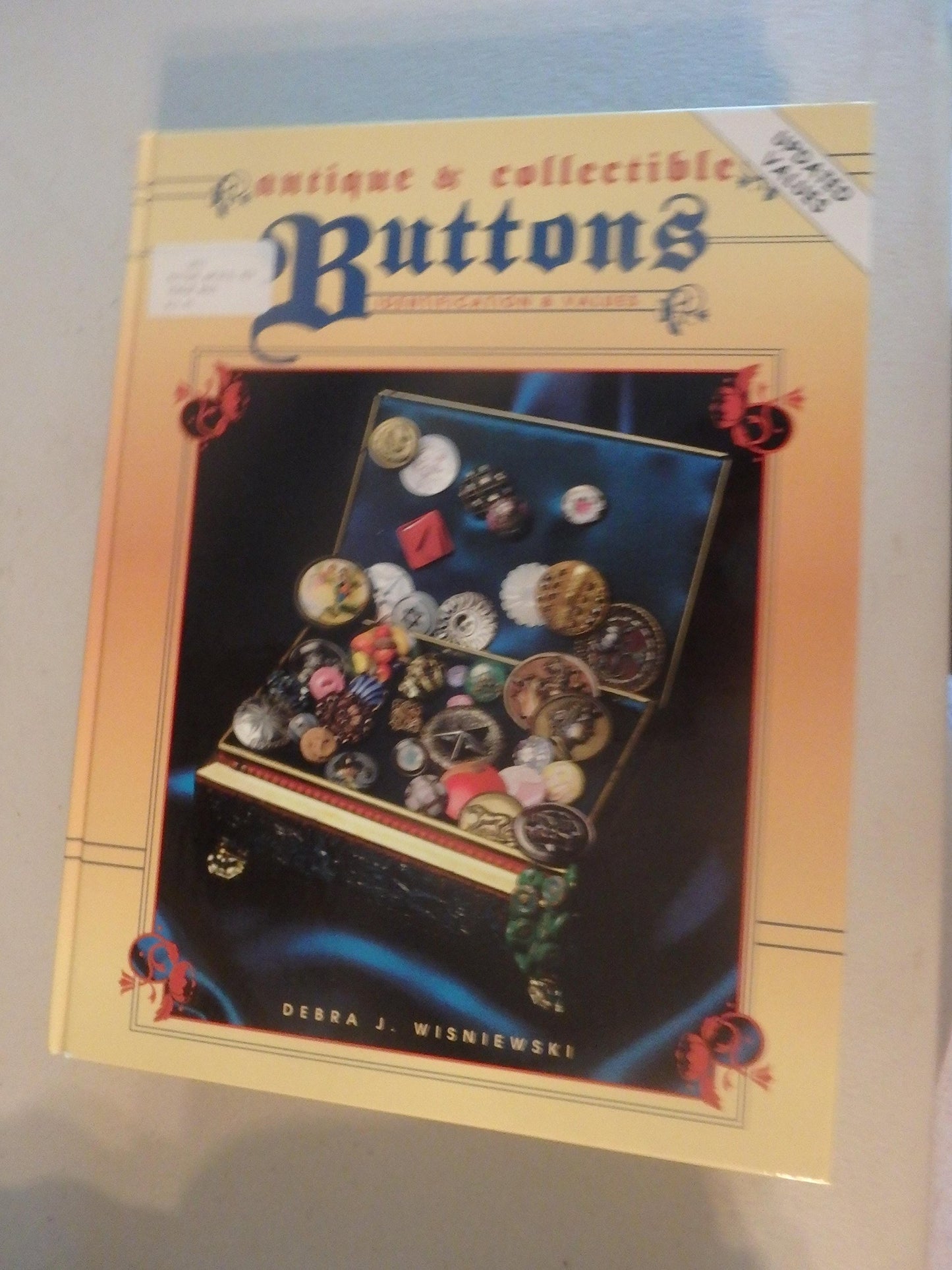 Antique And Collectible Buttons - Identification & Values