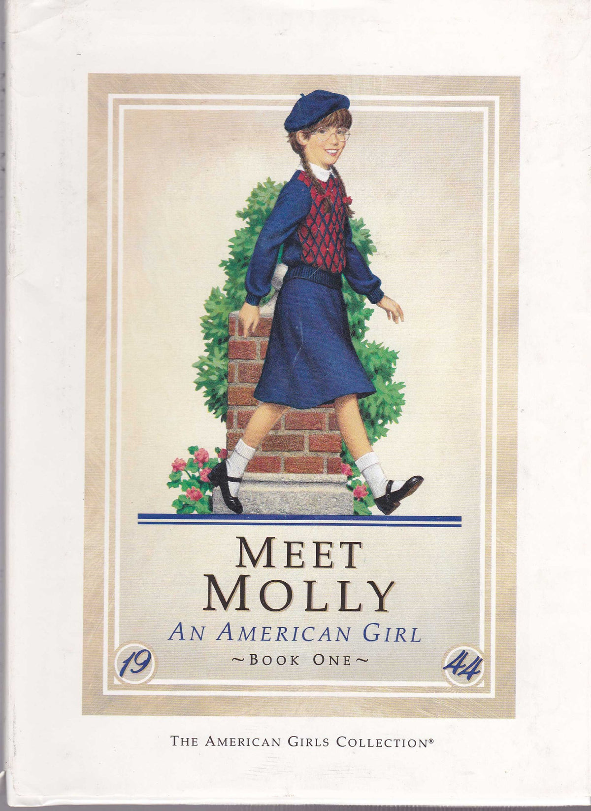 Meet Molly: An American Girl (Book One)