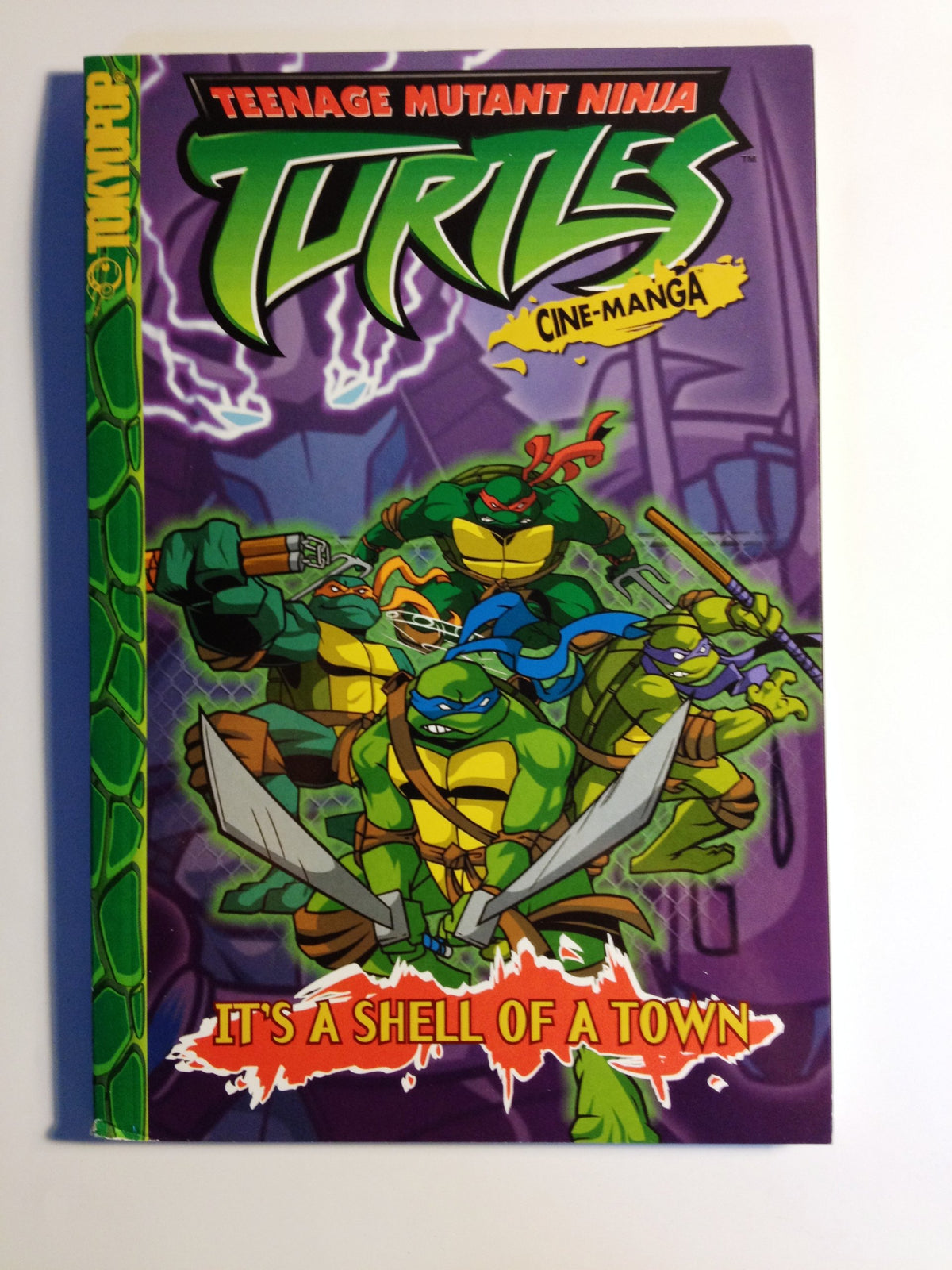 Teenage Mutant Ninja Turtles (TM) It's a Shell of a Town! (Teenage Mutant Ninja Turtles (Tokyopop))