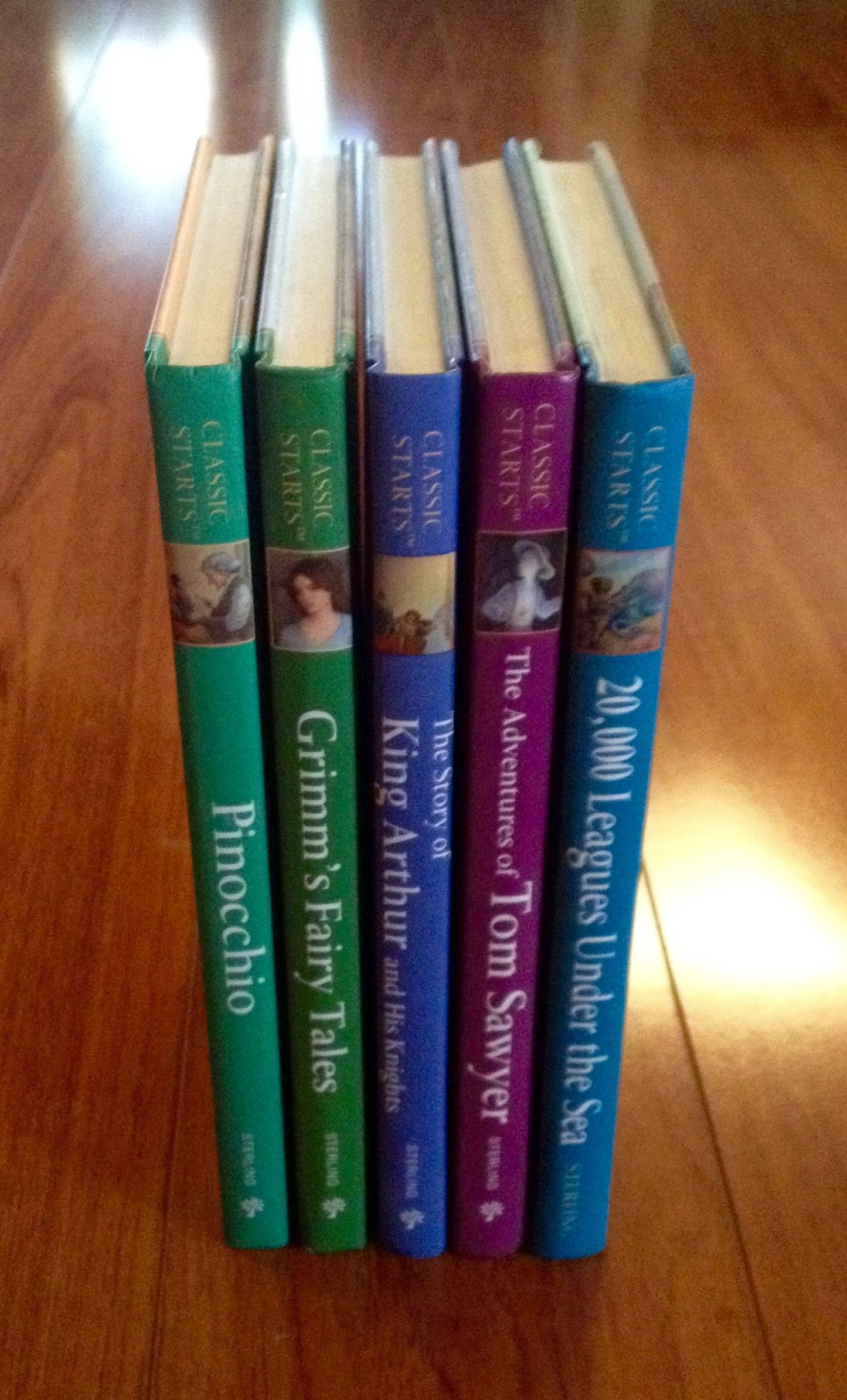 Classic Starts - Tales of Adventure (Box Set)