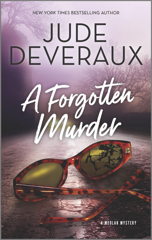 A Forgotten Murder: A Cozy Mystery (A Medlar Mystery, 3) - 5196